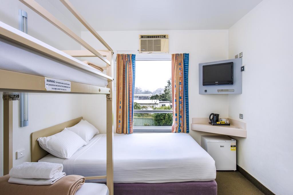 ไอบิส บัดเจ็ท คอฟส์ ฮาเบอร์ Hotel คอฟฟ์ฮาร์เบอร์ ภายนอก รูปภาพ