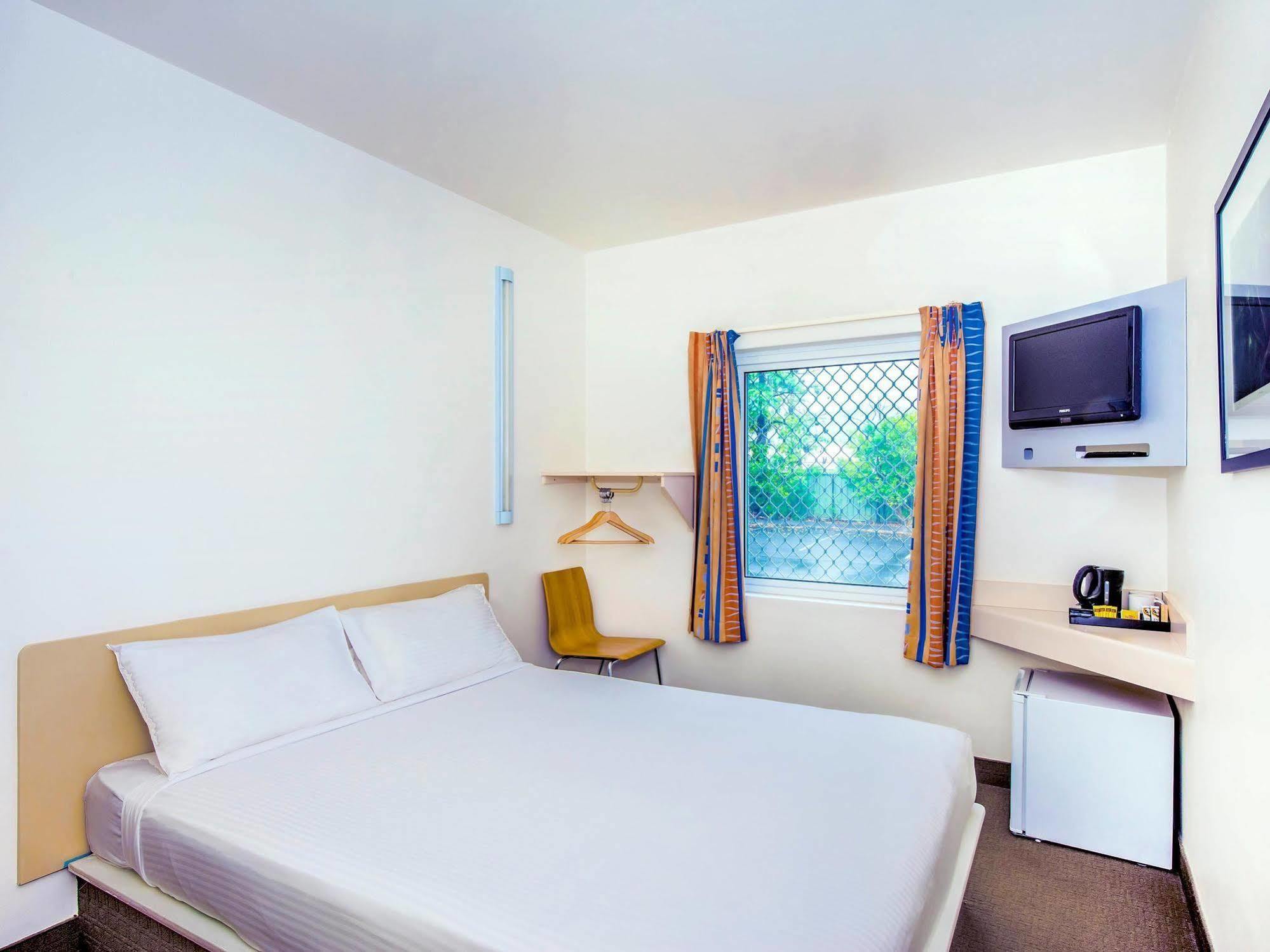 ไอบิส บัดเจ็ท คอฟส์ ฮาเบอร์ Hotel คอฟฟ์ฮาร์เบอร์ ภายนอก รูปภาพ