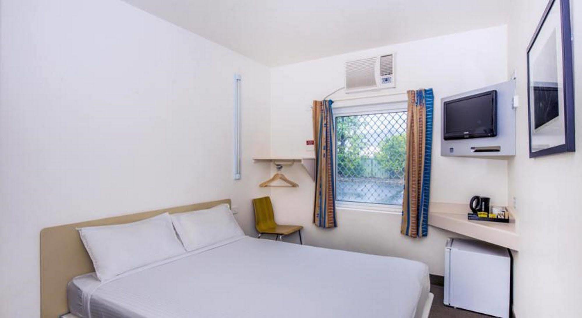 ไอบิส บัดเจ็ท คอฟส์ ฮาเบอร์ Hotel คอฟฟ์ฮาร์เบอร์ ภายนอก รูปภาพ