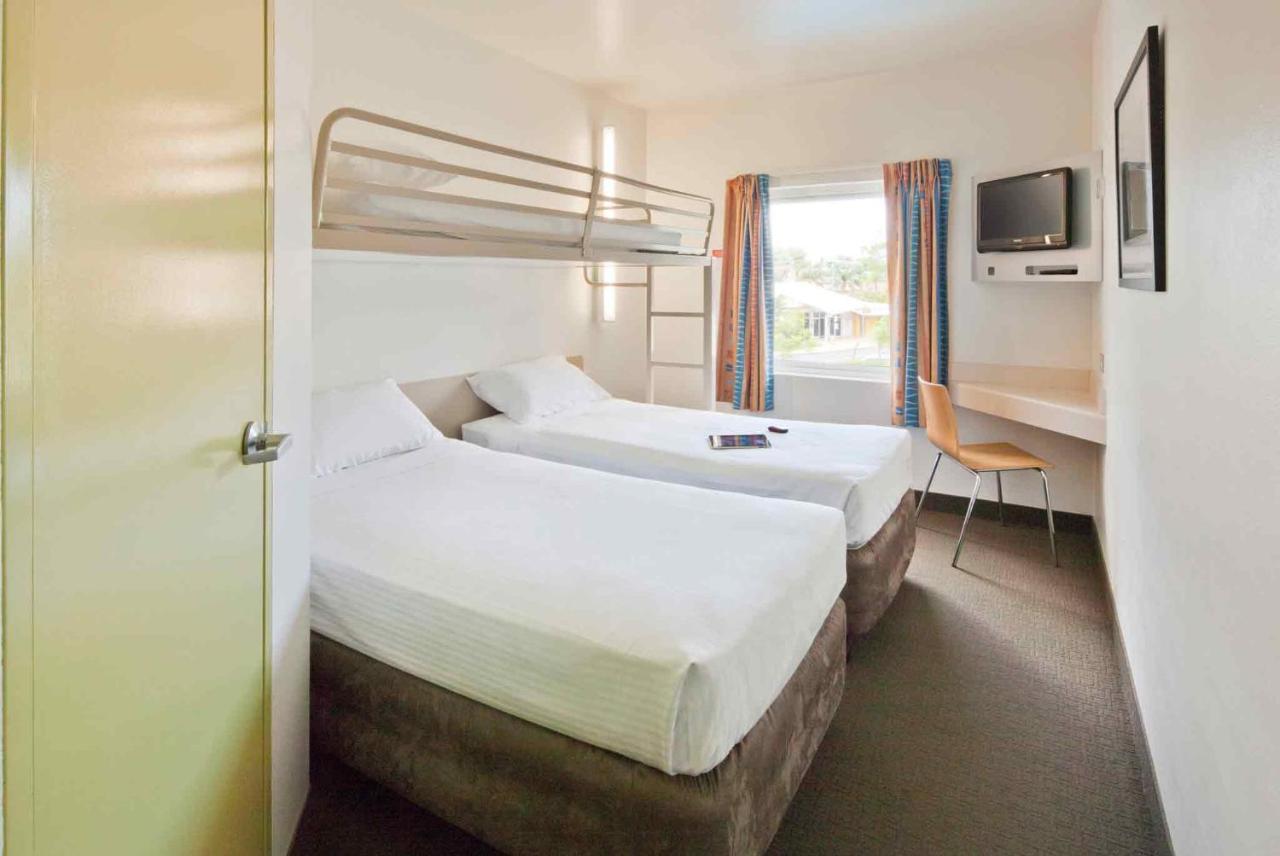 ไอบิส บัดเจ็ท คอฟส์ ฮาเบอร์ Hotel คอฟฟ์ฮาร์เบอร์ ภายนอก รูปภาพ